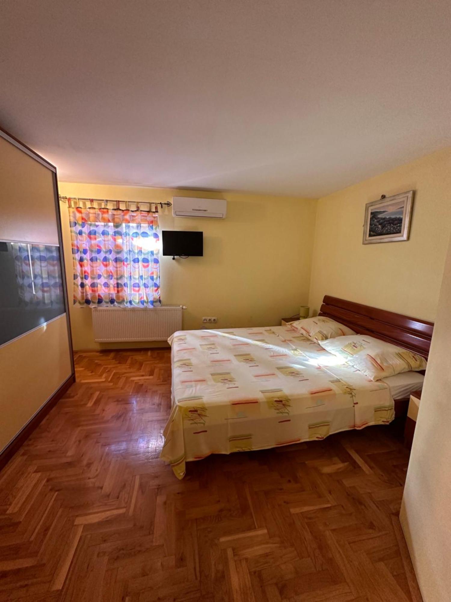 Apartman Lana Каштела Экстерьер фото